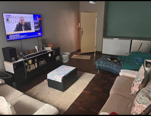 1 BEDROOM APARTMENT FOR SALE IN FLORIDA LAKE